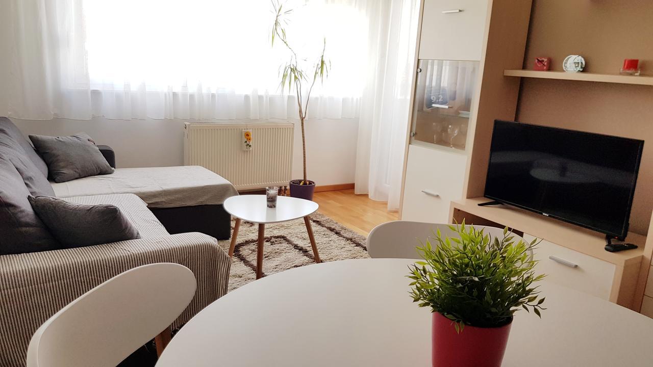 Apartment Petar i Dora Zagreb Exteriör bild